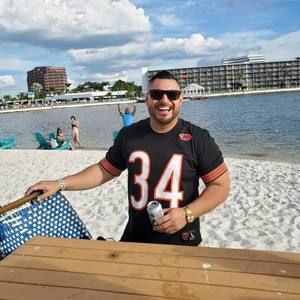 Meet your Posher, Ernesto